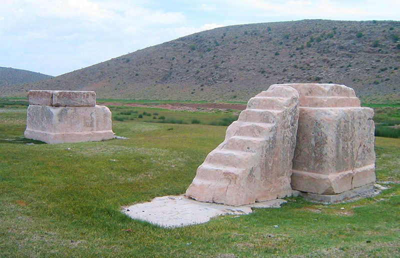 محوطه مقدس پاسارگاد